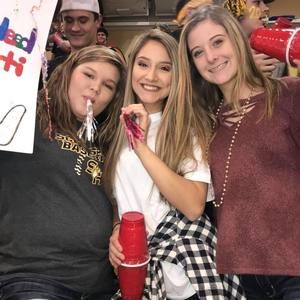 Meet your Posher, Haley